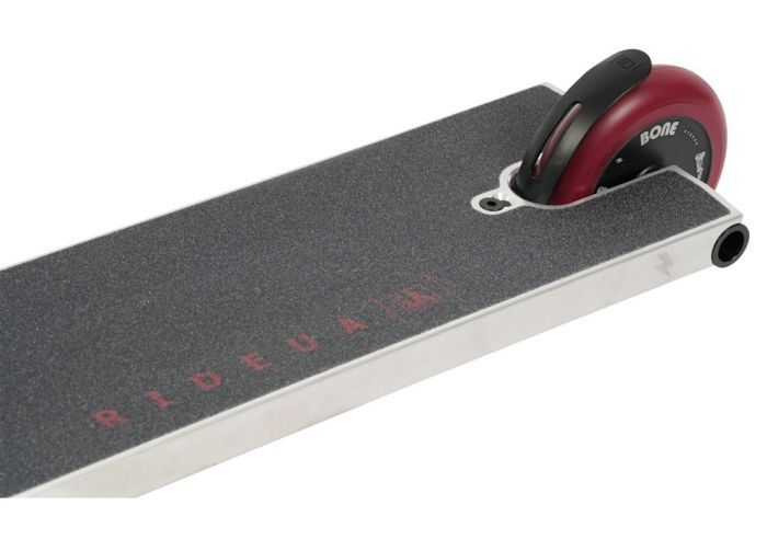Triukinis paspirtukas UrbanArtt Bone 5.5 x 21 Raw Black Red