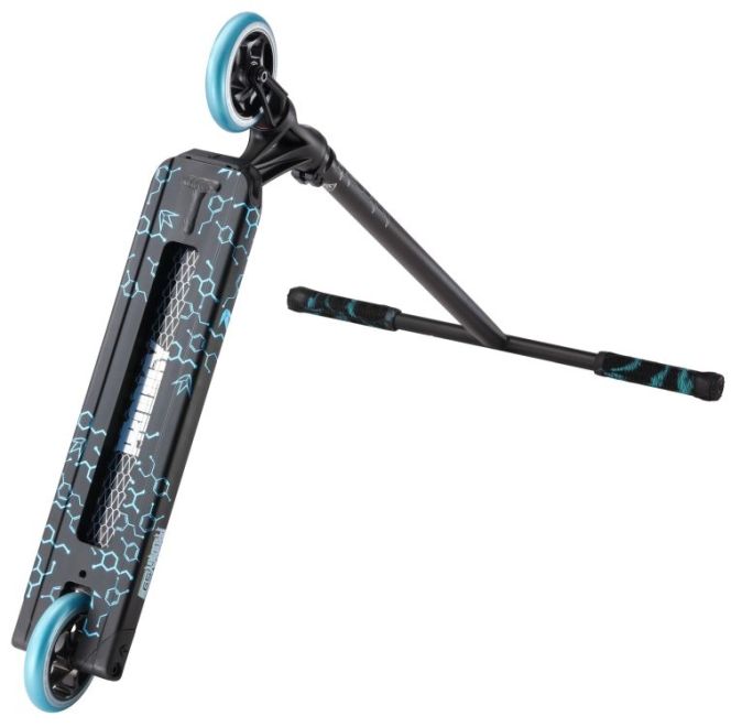 Triukinis paspirtukas Blunt Prodigy S9 Street Black