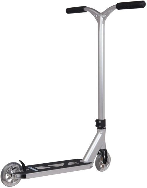 Triukinis paspirtukas Striker Lux Youth Silver