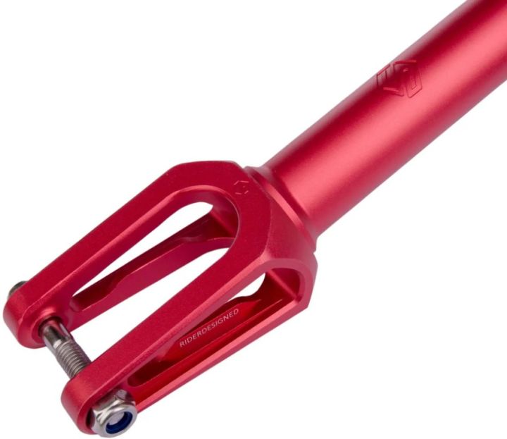 Šakė Striker Lux SCS HIC Red